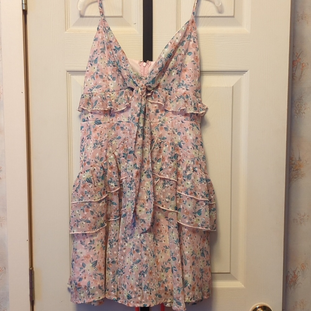 Peach love size large NWT ditsy floral dress